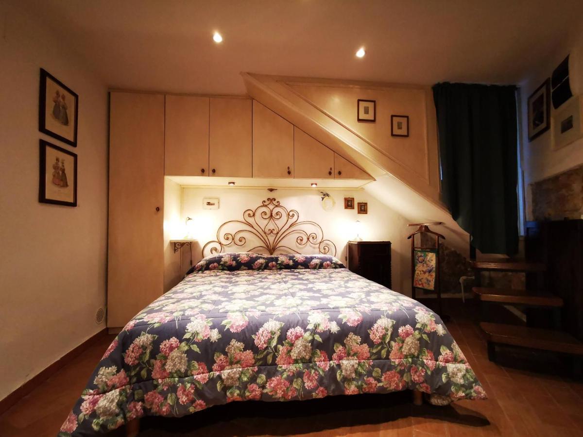 "Il Nido" Apartment Sermoneta Luaran gambar