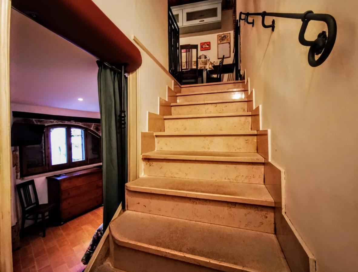 "Il Nido" Apartment Sermoneta Luaran gambar