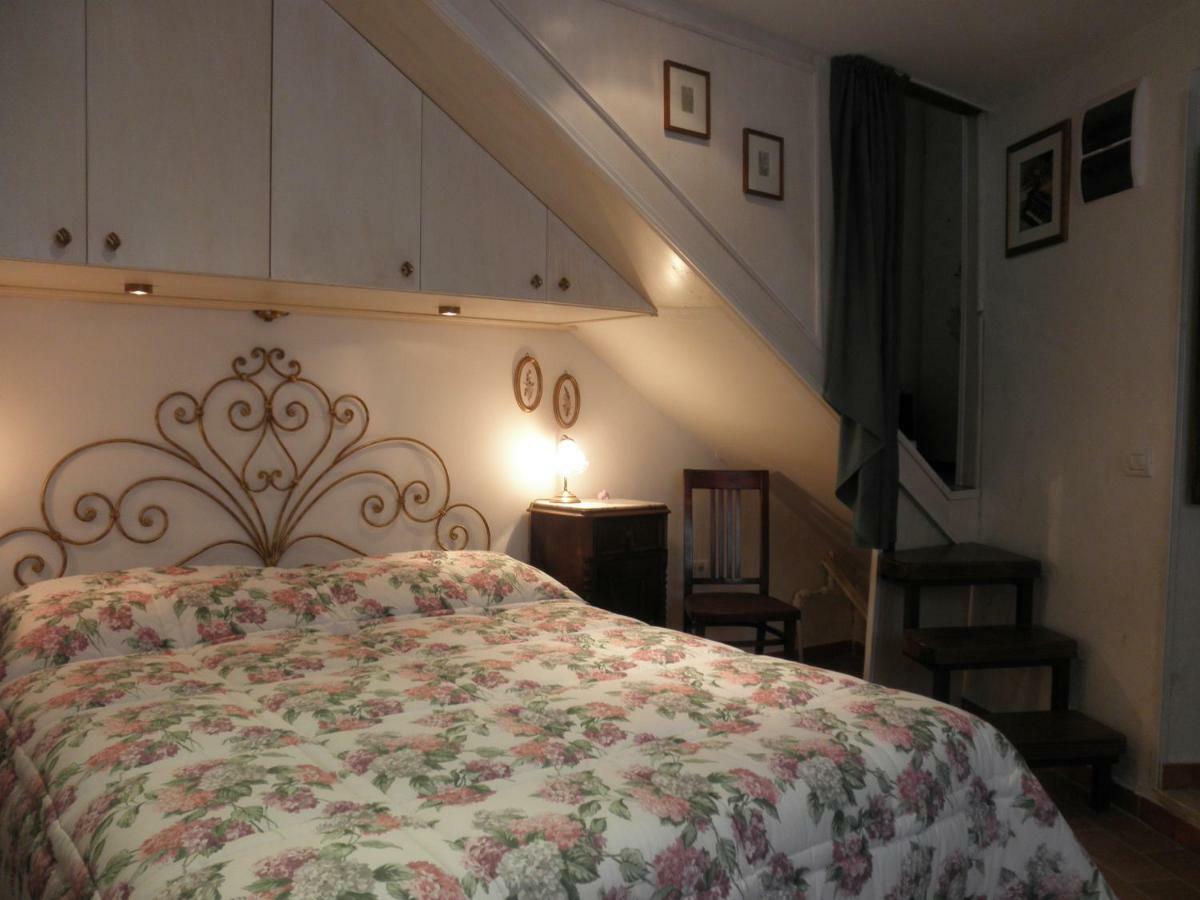 "Il Nido" Apartment Sermoneta Luaran gambar