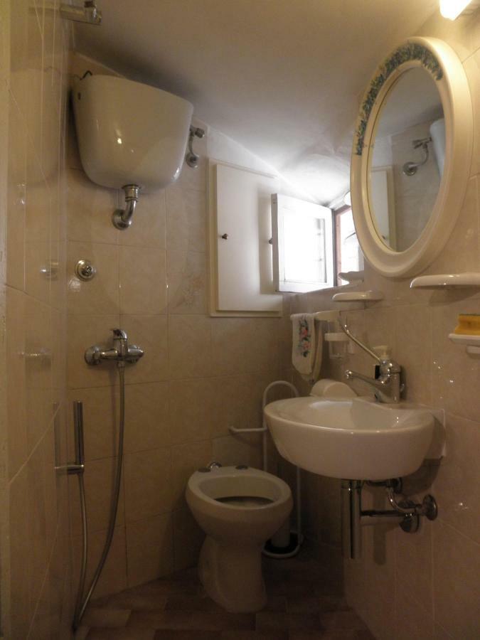 "Il Nido" Apartment Sermoneta Luaran gambar